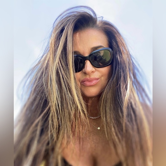 Meet your Posher, Cathleen - Picture 1 of 3